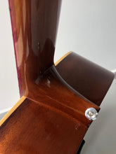 Cargar imagen en el visor de la galería, Guitarra electroacústica Luthier José Guzmán con Sistema HyVibe