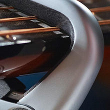 Cargar imagen en el visor de la galería, capo para guitarra plateado